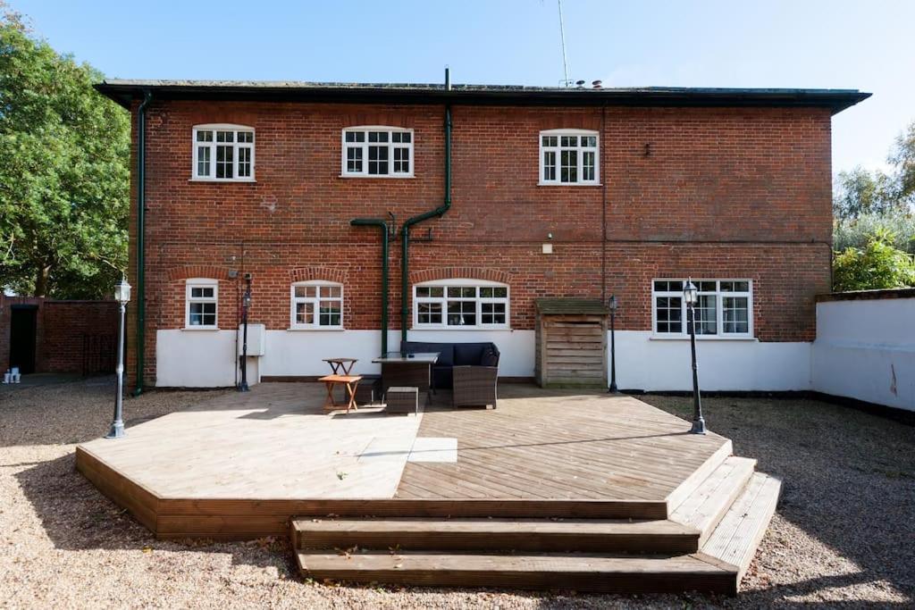 Firs Sleeps 15 Stunning Country House With Hot Tub Sudbourne ภายนอก รูปภาพ